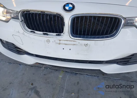 2012 BMW 328I z USA, uszkodzony, nr VIN WBA3A5G5XCNP18233